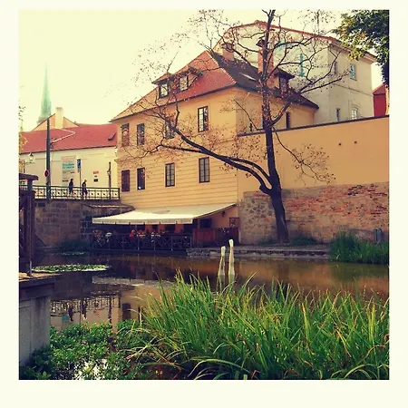 Apartmany V Mlynske Strouze Plzen Exterior photo
